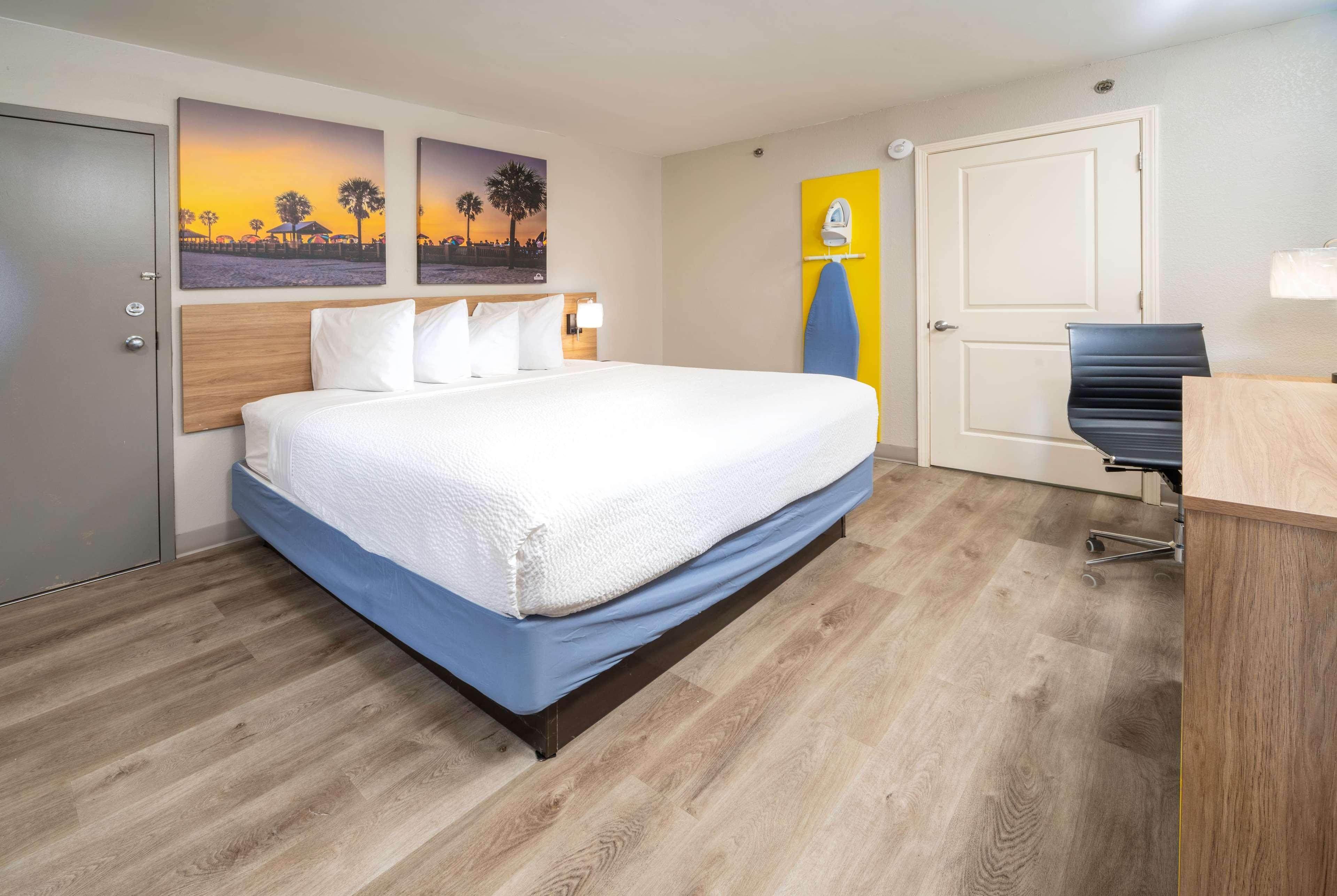 Days Inn By Wyndham Atlanta Стон Маунтин Экстерьер фото